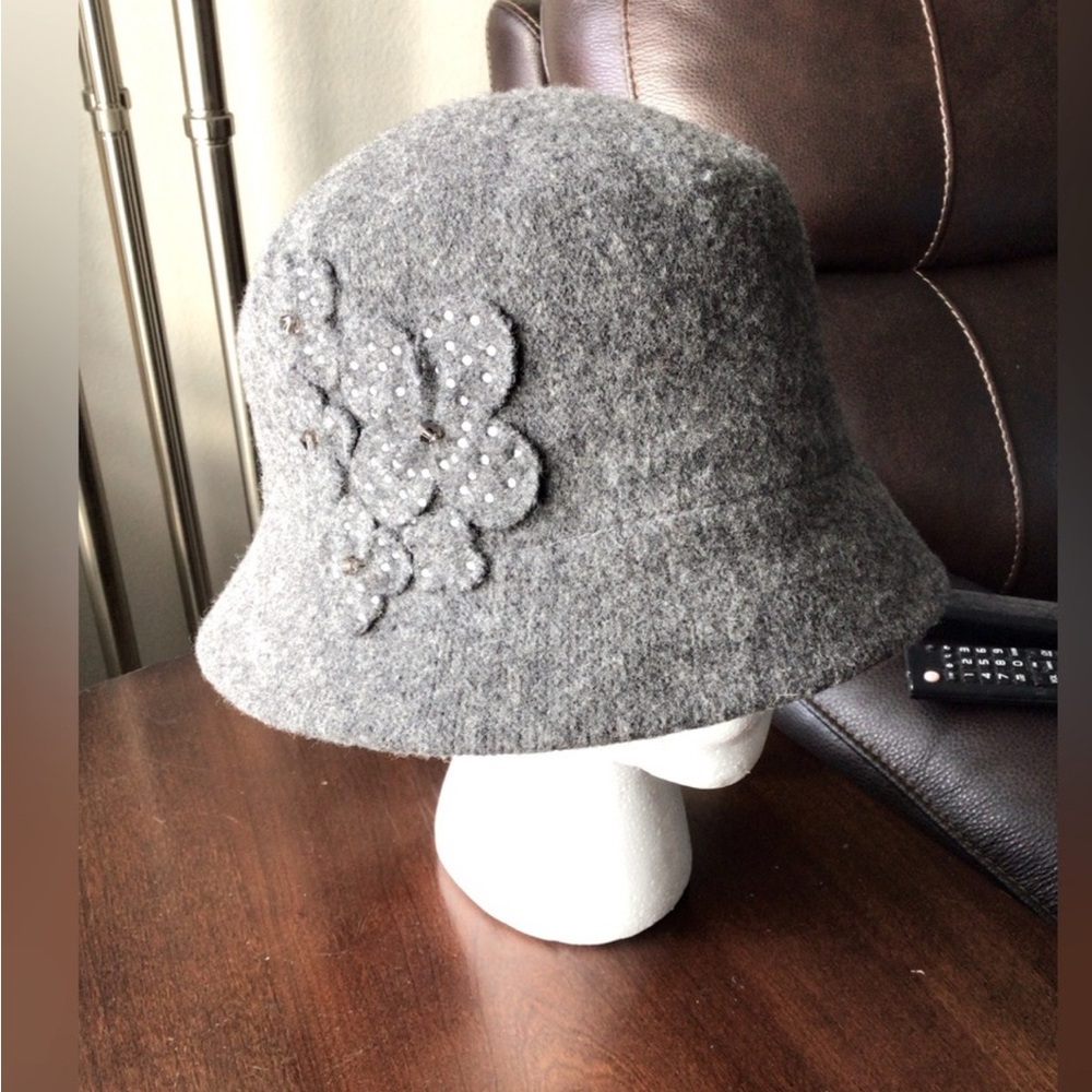 Nine West Gray Wool Bucket Hat